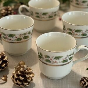 LEFTON HOLLY HOLIDAY BONE CHINA MUGS